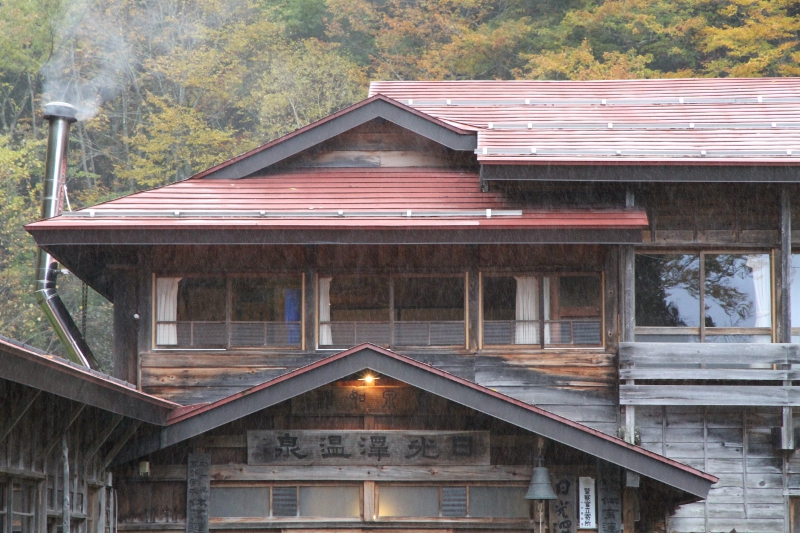 日光澤温泉　初雪　10月24日